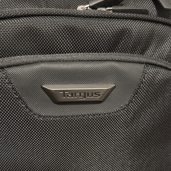 Targus Black Professional Backpack - Picture 2 of 9
